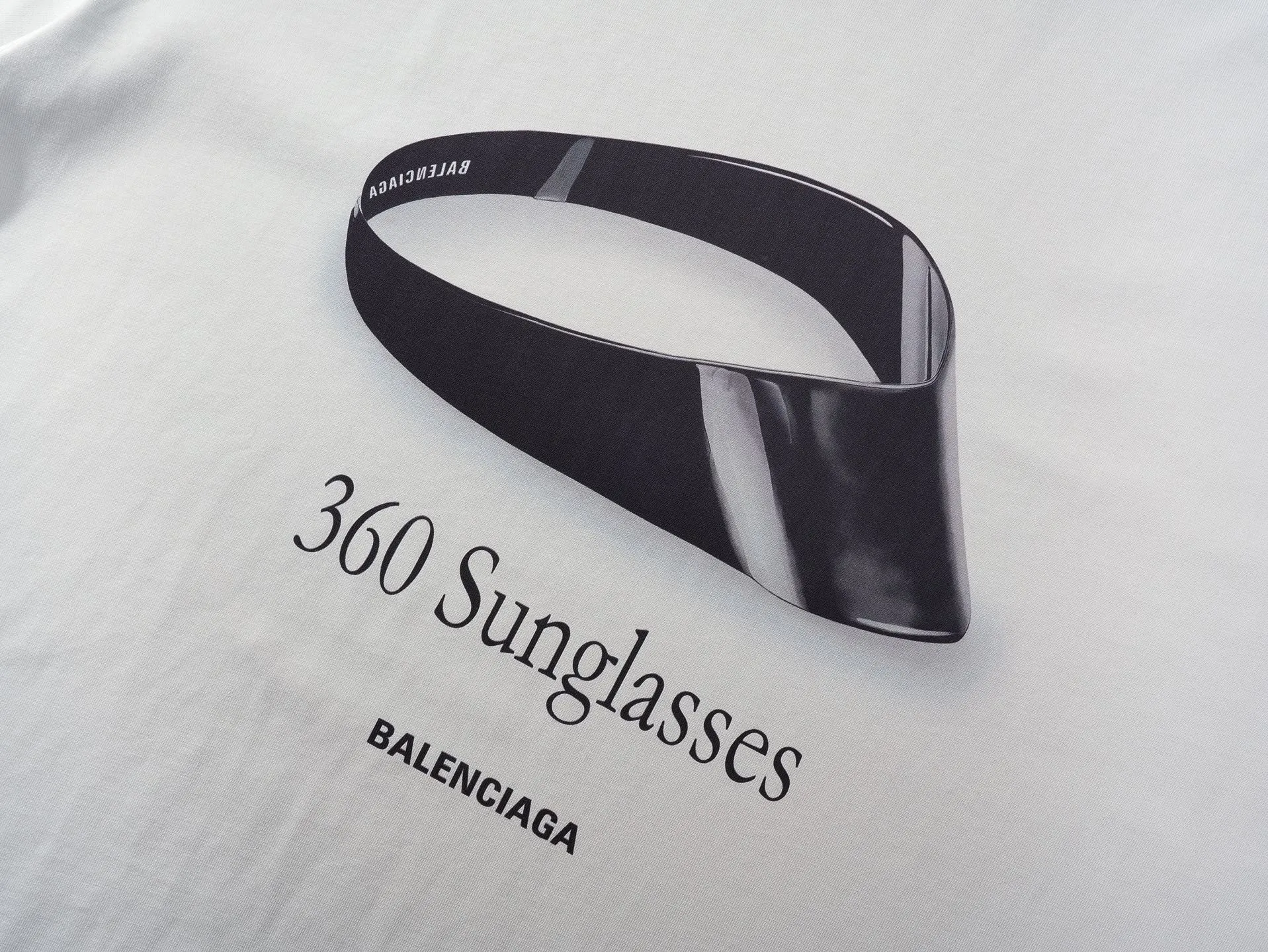 【 . Quality】BALENCI*GA/ .SS 25 New Arrival， T . . Authentic ， ！ 。 ZP 。 260 ， . ， ，。 。 . ， 。 OS . Same Style ：BL 253658 ： Size：XS S M L